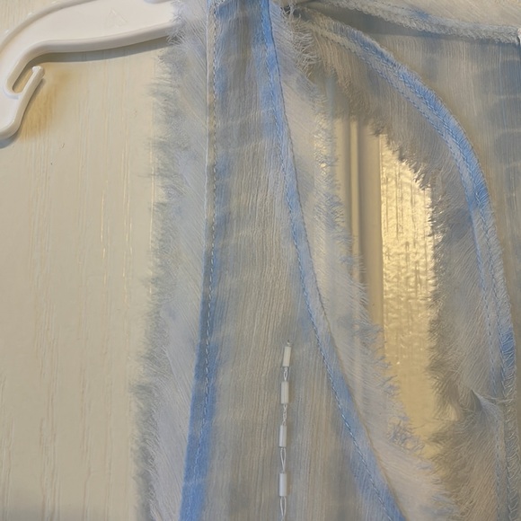 Abercrombie and Fitch Light Blue Top. - Picture 2 of 6